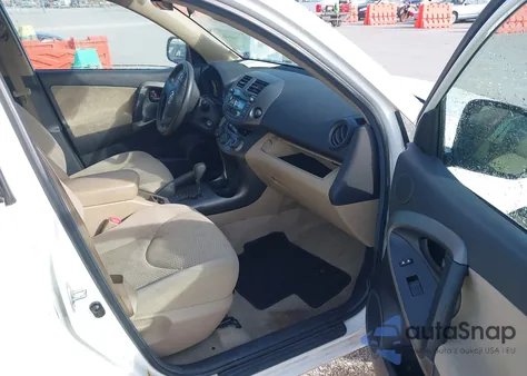 2011 Toyota Rav4 z USA, uszkodzony, nr VIN 2T3BF4DV9BW157285